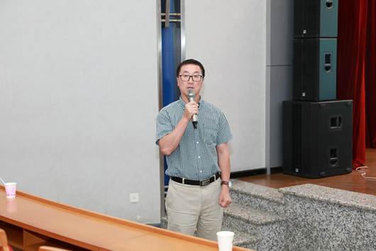 williamhill体育院长刘忠华总结发言